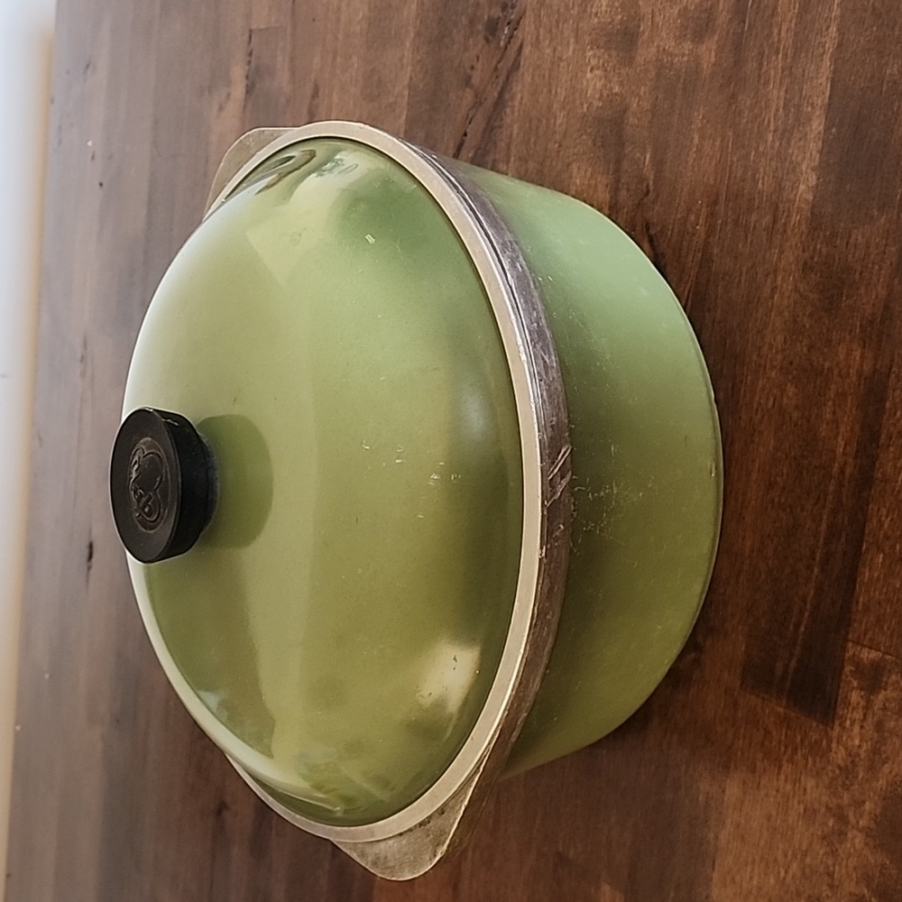 Club Aluminum  Avocado Green Dutch Oven Vintage Stock Pot MCM